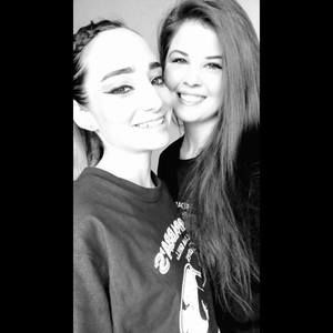 Meet your Posher, Alexis